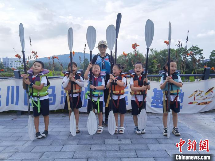 亚运冠军罗欣：退役后以