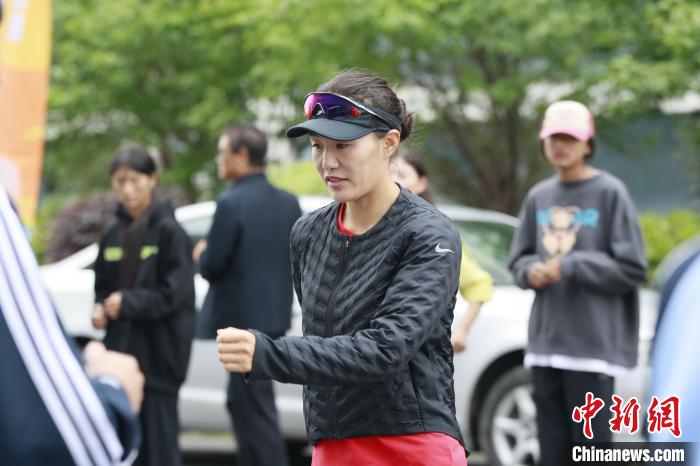 切阳什姐青海举办冠军训练营 培养竞走新星