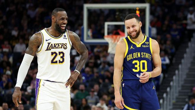 勒布朗·詹姆斯明确拒绝加盟金州勇士