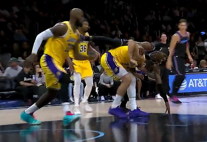 东契奇狂砍60分率湖人逆转热火 生涯第三次单场