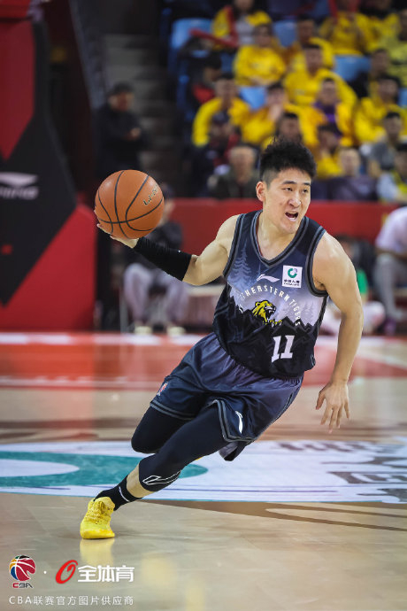 CBA常规赛第26-30轮：激烈对决与悬念迭起